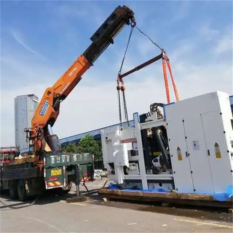 临武附近小吊车联系方式|8-16吨|本地及时服务